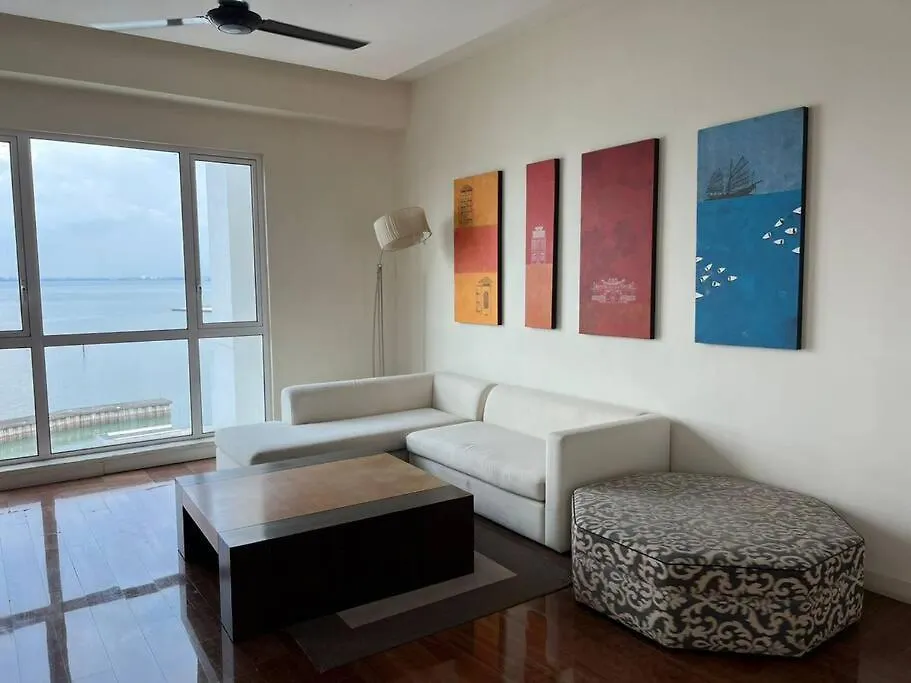 Apartment Perfect Marina Stay@ Strait Quay /W Big Balcony + Carpark Bagan Jermal Malaysia